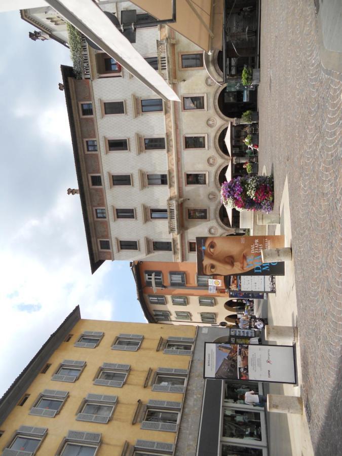 Appartamento Al Centro Storico Bergamo Esterno foto